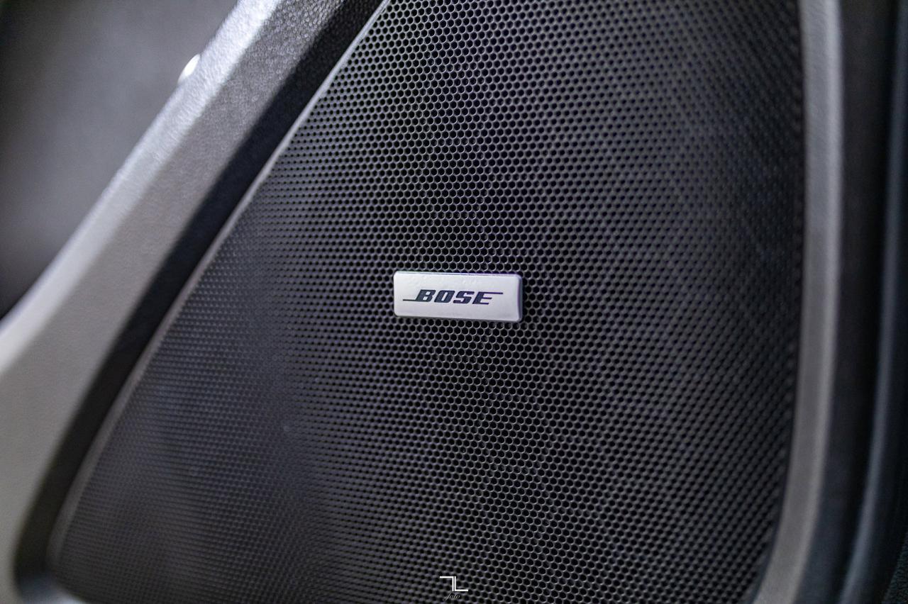 2021 Chevrolet Traverse AWD LT True North Leather Roof Nav Red Deer AB