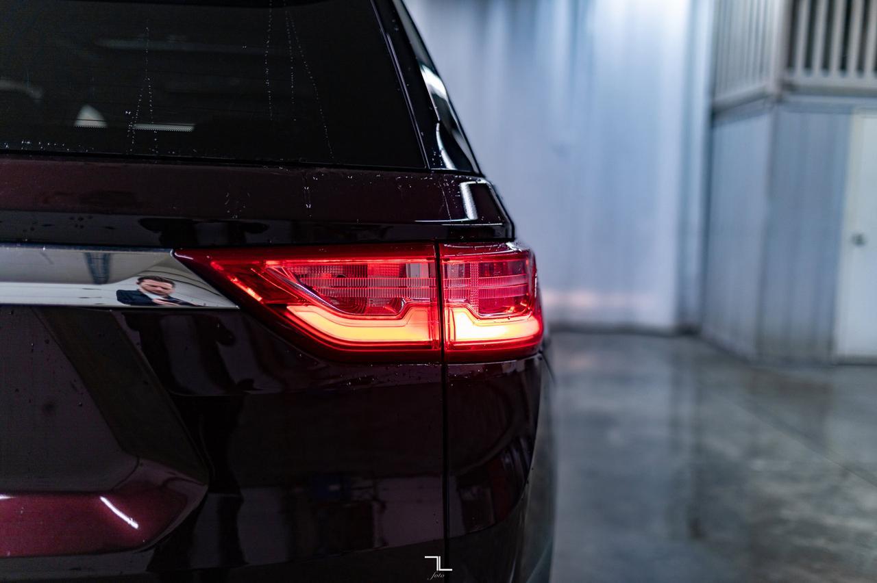 2021 Chevrolet Traverse AWD LT True North Leather Roof Nav Red Deer AB