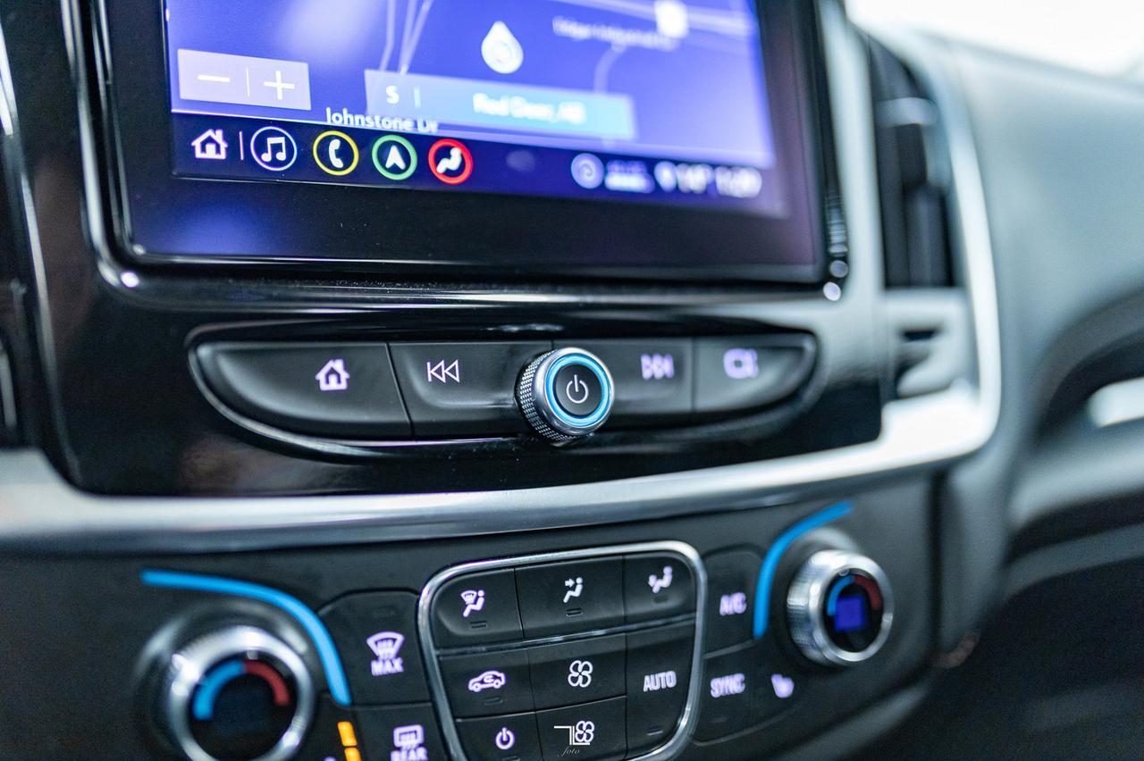 2021 Chevrolet Traverse AWD LT True North Leather Roof Nav Red Deer AB