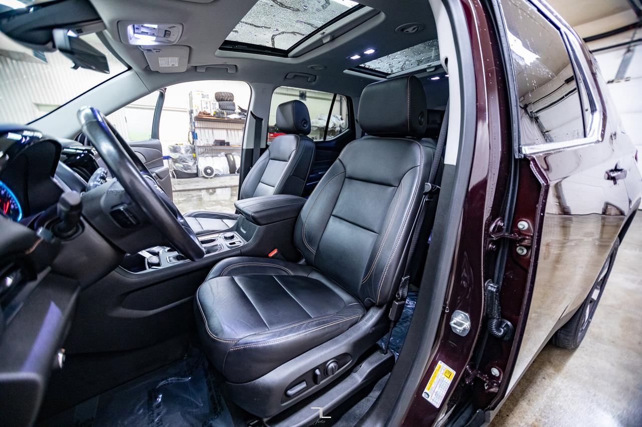 2021 Chevrolet Traverse AWD LT True North Leather Roof Nav Red Deer AB