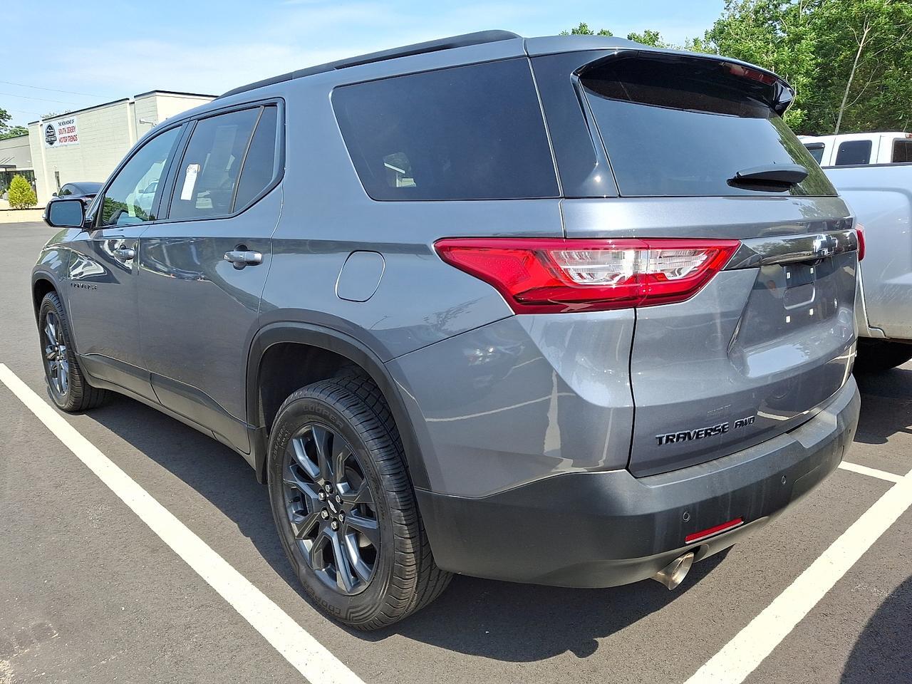 2021 Chevrolet Traverse AWD RS