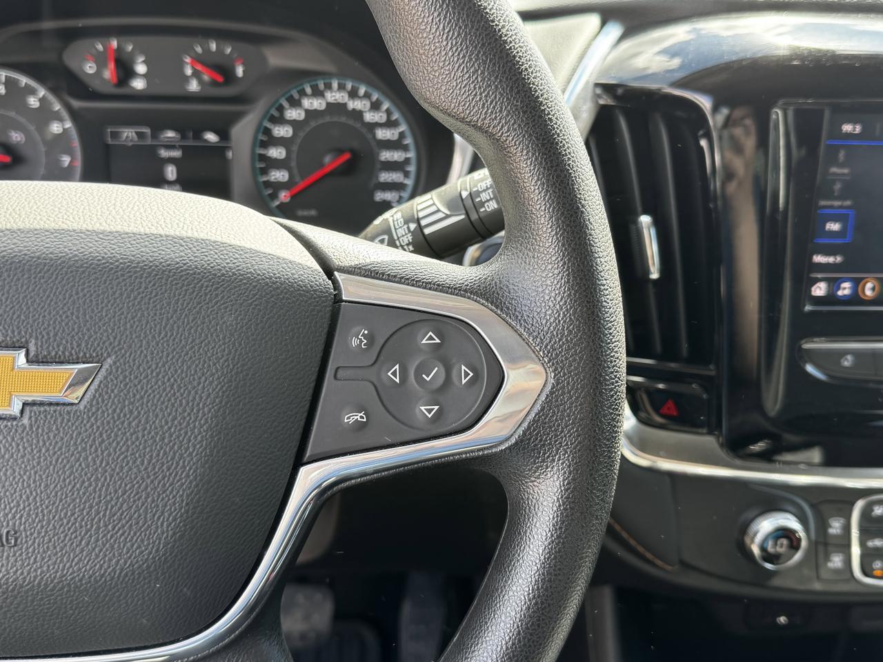 2021 Chevrolet Traverse LS AWD SUV | V6 | Low KMs | Premium Cloth | OnStar Redwater AB
