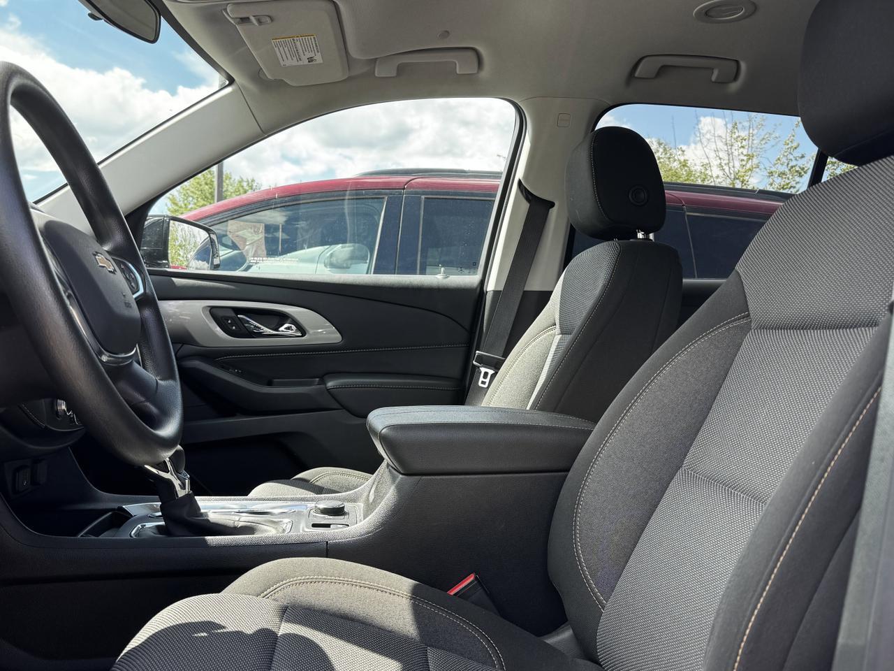 2021 Chevrolet Traverse LS AWD SUV | V6 | Low KMs | Premium Cloth | OnStar Redwater AB