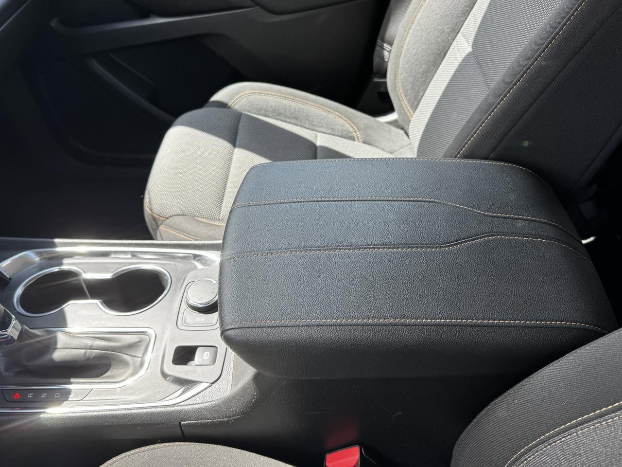 2021 Chevrolet Traverse LS AWD SUV | V6 | Low KMs | Premium Cloth | OnStar Redwater AB