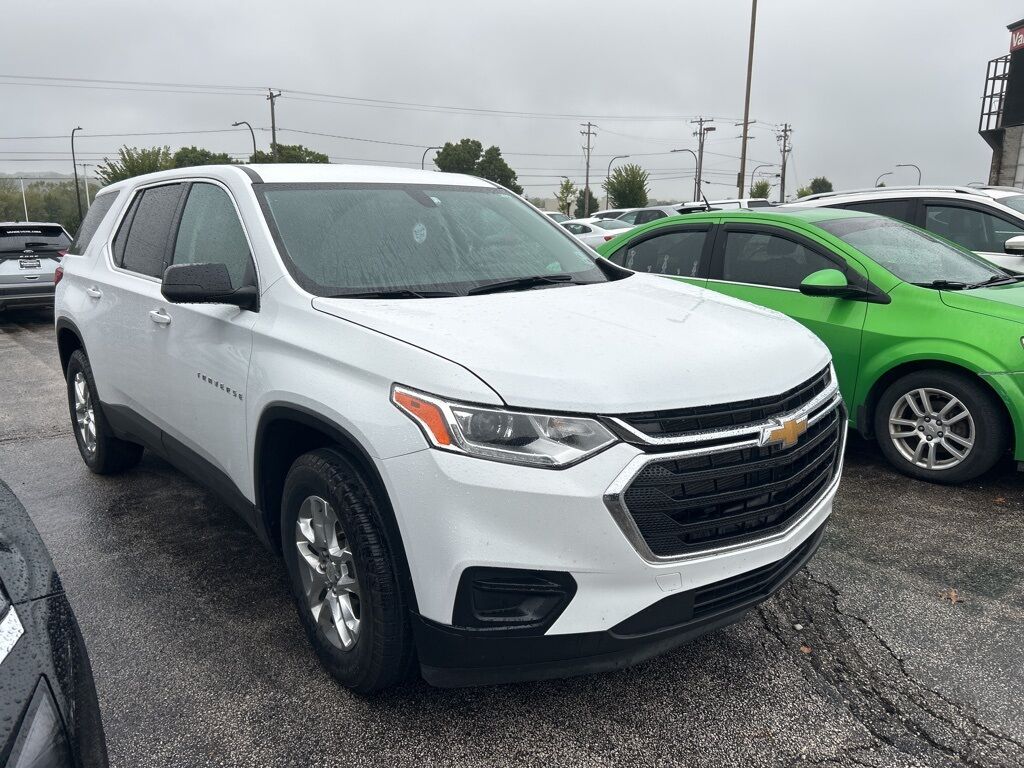 2021 Chevrolet Traverse LS Akron
