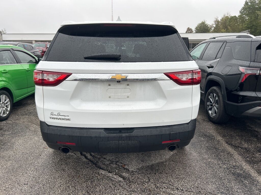 2021 Chevrolet Traverse LS Akron