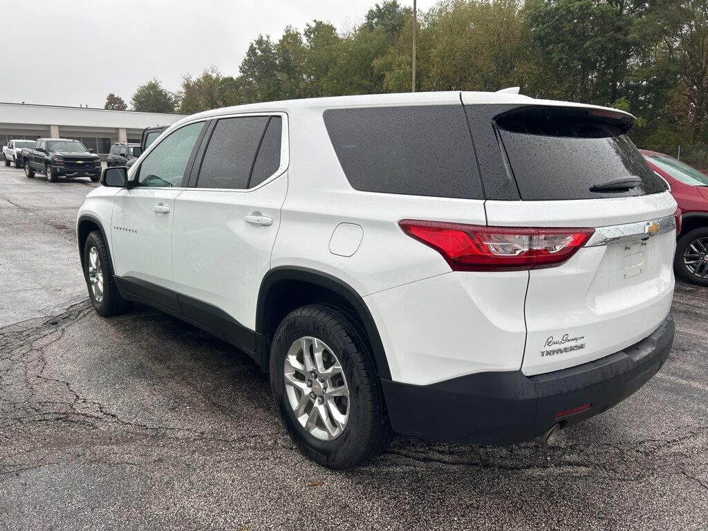2021 Chevrolet Traverse LS Akron
