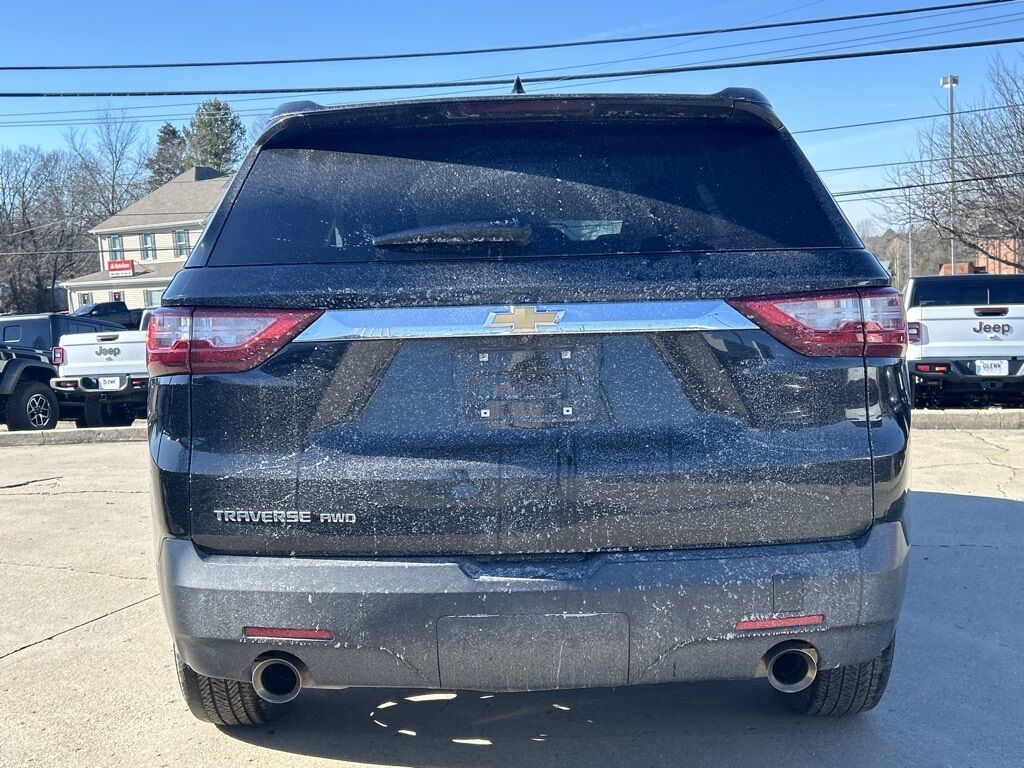 2021 Chevrolet Traverse LS Crestwood KY