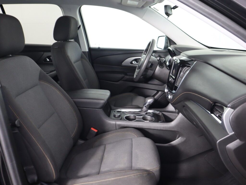 2021 Chevrolet Traverse LS Maumee OH
