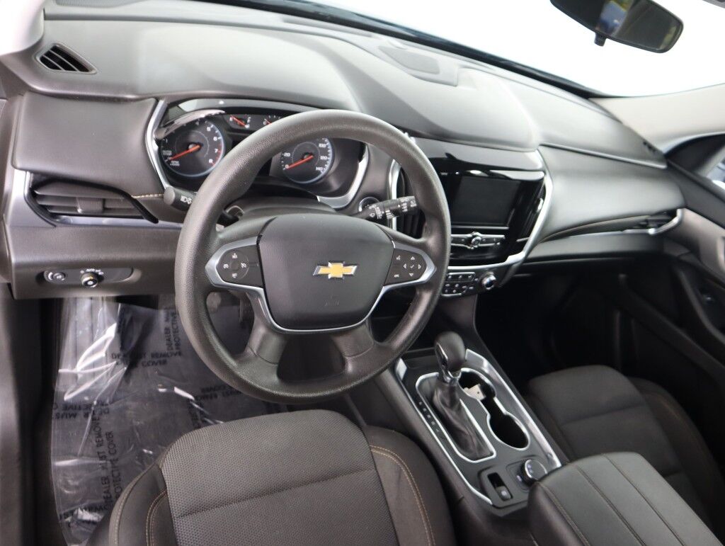 2021 Chevrolet Traverse LS Maumee OH