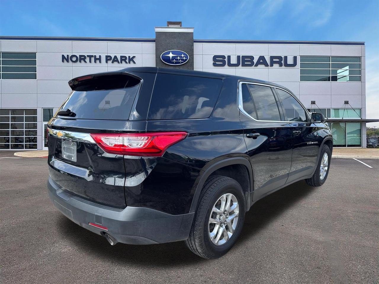 2021 Chevrolet Traverse LS
