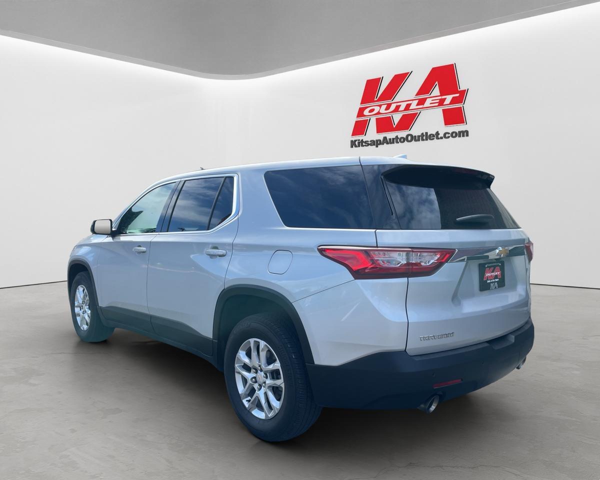 2021 Chevrolet Traverse LS Sport Utility 4D
