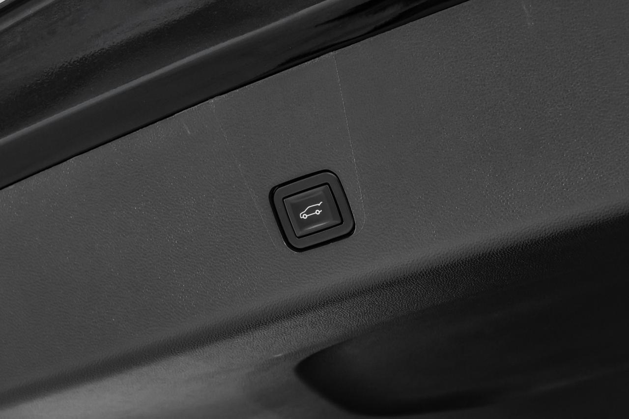 2021 Chevrolet Traverse LT AWD BLIND SPOT LANE CHANGE ALERT REAR CAMERA KEYLESS START PO Carrollton TX