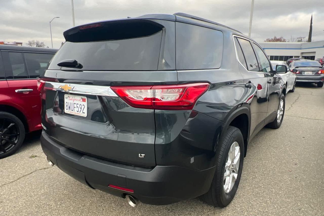 2021 Chevrolet Traverse LT Cloth