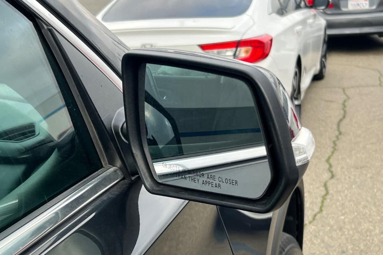 2021 Chevrolet Traverse LT Cloth Roseville CA