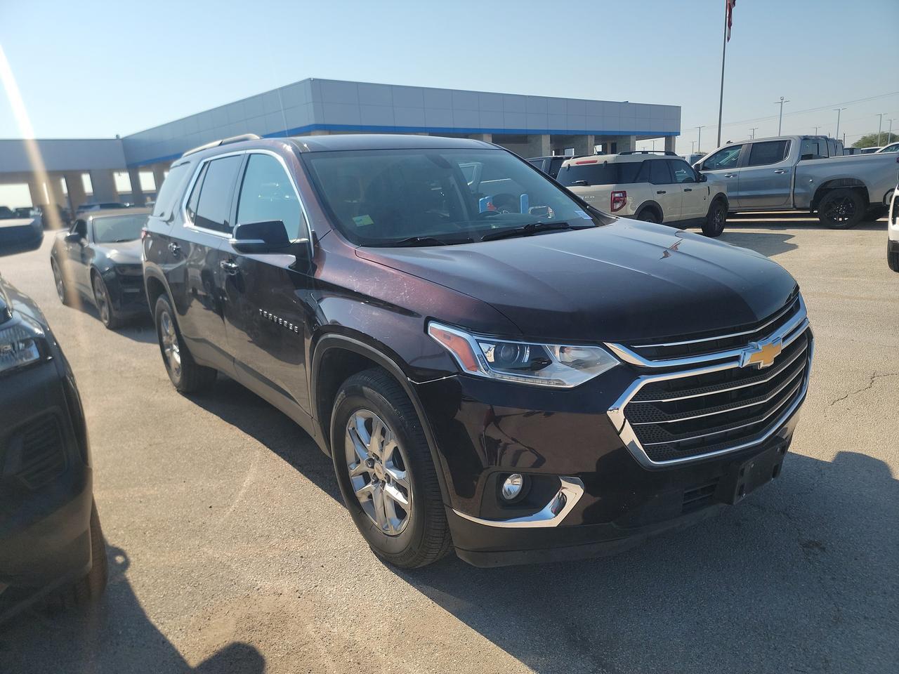 2021 Chevrolet Traverse LT Cloth
