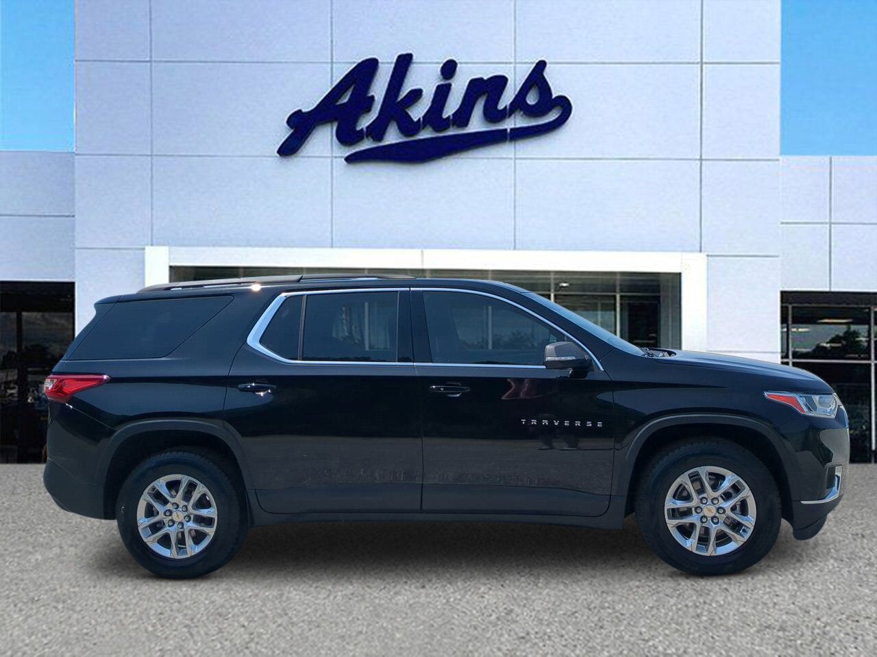 2021 Chevrolet Traverse LT Cloth