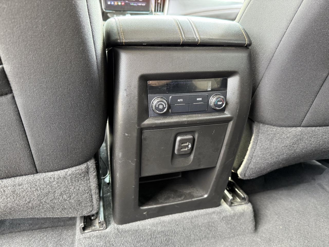 2021 Chevrolet Traverse LT Crestwood KY