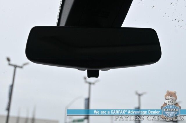 2021 Chevrolet Traverse LT / Premium Pkg / AWD / 3.6L V6 / Auto Start / Power & Heated Leather Seats / Navigation / Dual Sunroof / Bose Speakers / Blind Spot Alert / Apple CarPlay & Android Auto / 360 Camera / 3rd Row / Seats 7 / Power Liftgate Anchorage AK