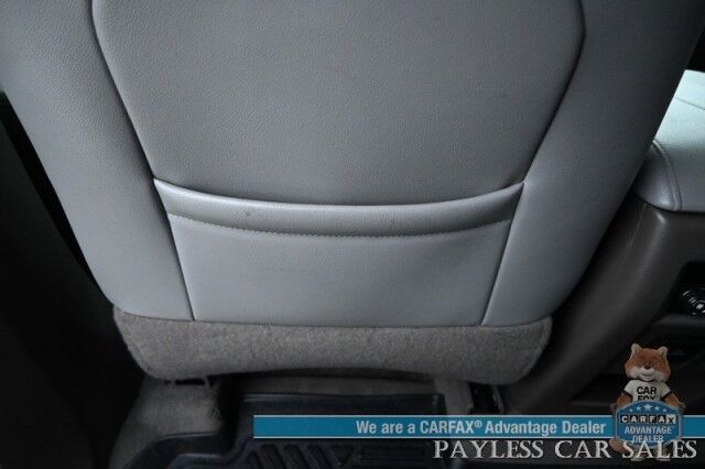 2021 Chevrolet Traverse LT / Premium Pkg / AWD / 3.6L V6 / Auto Start / Power & Heated Leather Seats / Navigation / Dual Sunroof / Bose Speakers / Blind Spot Alert / Apple CarPlay & Android Auto / 360 Camera / 3rd Row / Seats 7 / Power Liftgate Anchorage AK