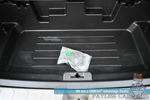 2021 Chevrolet Traverse LT / Premium Pkg / AWD / 3.6L V6 / Auto Start / Power & Heated Leather Seats / Navigation / Dual Sunroof / Bose Speakers / Blind Spot Alert / Apple CarPlay & Android Auto / 360 Camera / 3rd Row / Seats 7 / Power Liftgate Anchorage AK