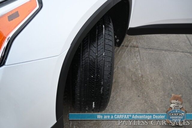 2021 Chevrolet Traverse LT / Premium Pkg / AWD / 3.6L V6 / Auto Start / Power & Heated Leather Seats / Navigation / Dual Sunroof / Bose Speakers / Blind Spot Alert / Apple CarPlay & Android Auto / 360 Camera / 3rd Row / Seats 7 / Power Liftgate Anchorage AK