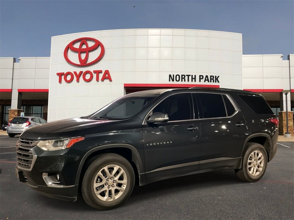 2021 Chevrolet Traverse LT