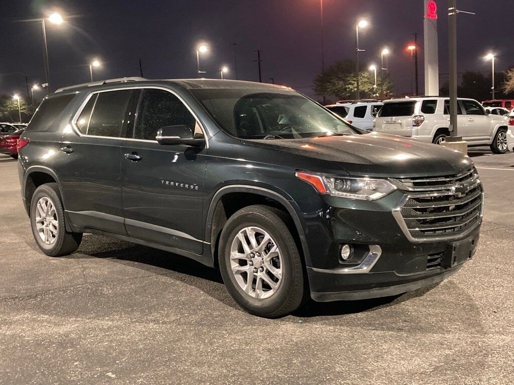 2021 Chevrolet Traverse LT