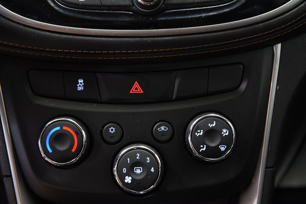 2021 Chevrolet Trax LS Akron