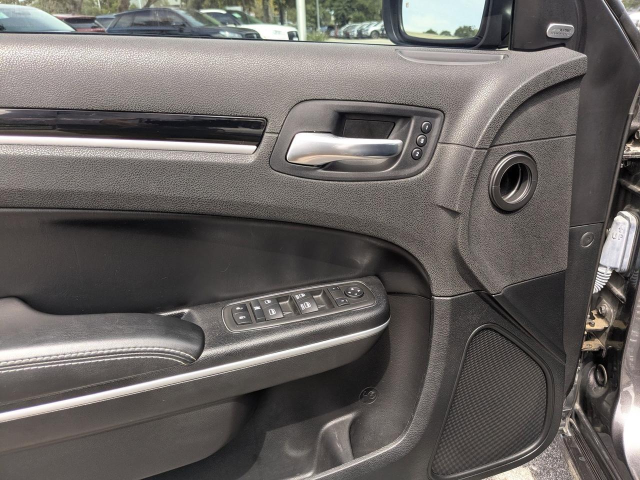 2021 Chrysler 300 300S