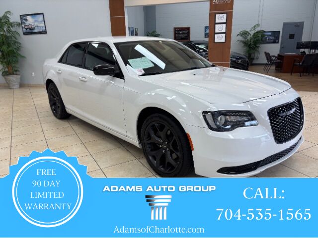 2021 Chrysler 300 Touring