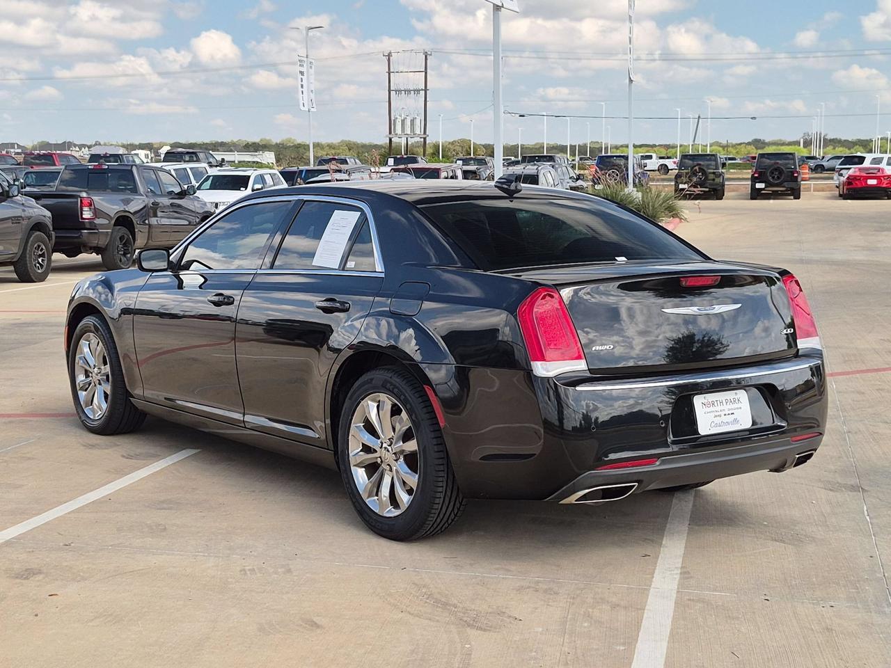 2021 Chrysler 300 Touring L Castroville TX