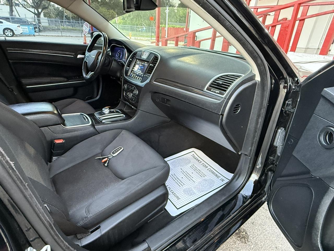 2021 Chrysler 300 Touring Hollywood FL