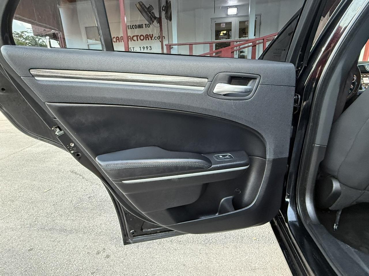 2021 Chrysler 300 Touring Hollywood FL