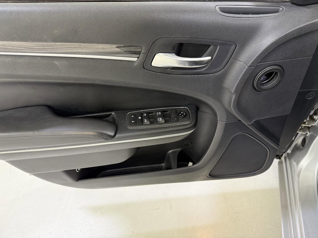 2021 Chrysler 300 Touring San Antonio TX