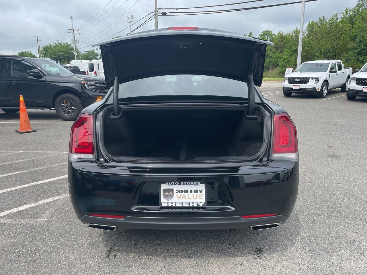 2021 Chrysler 300 Touring Springfield VA
