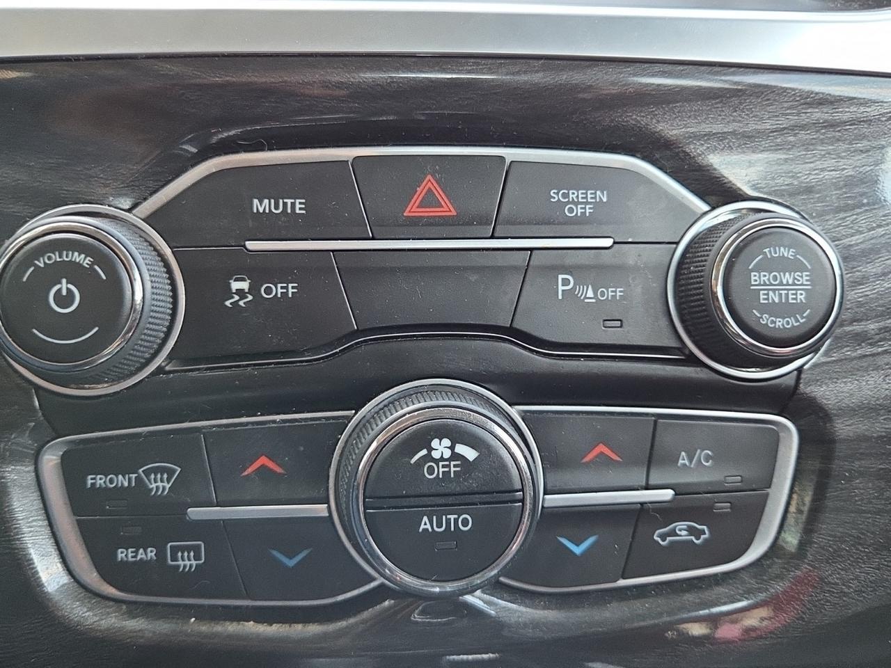 2021 Chrysler 300 Touring Waldorf MD