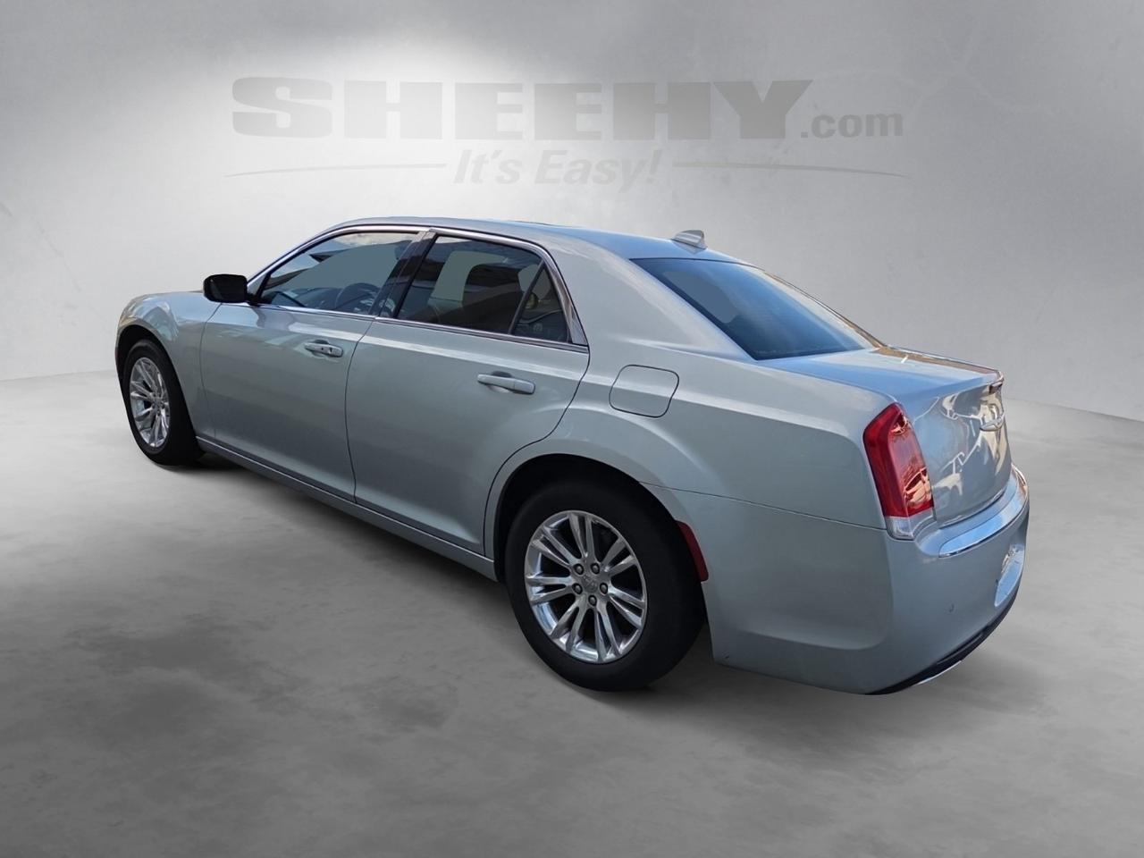 2021 Chrysler 300 Touring Waldorf MD
