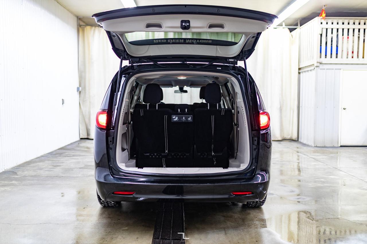 2021 Chrysler Grand Caravan SE BCam Red Deer AB