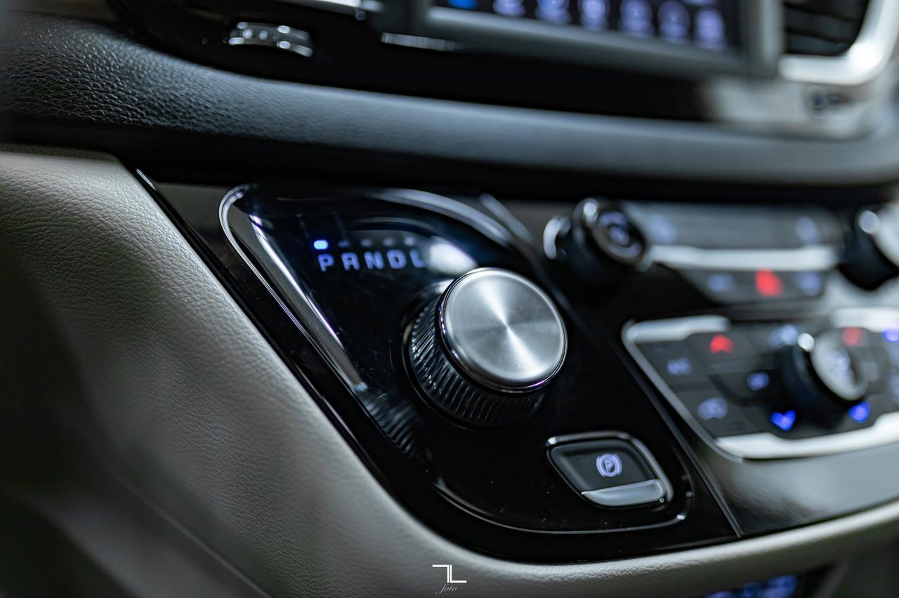 2021 Chrysler Grand Caravan SXT DVD BCam Red Deer AB