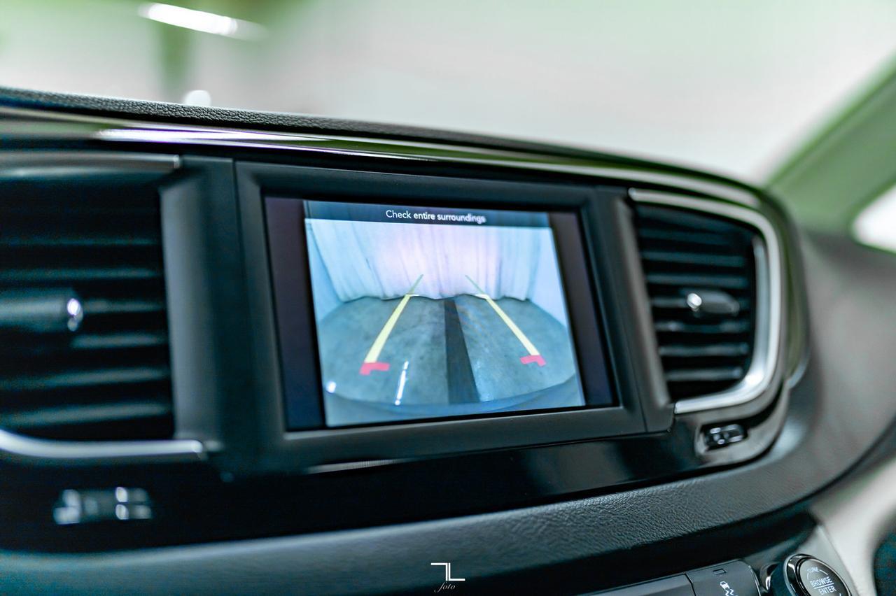 2021 Chrysler Grand Caravan SXT DVD BCam Red Deer AB