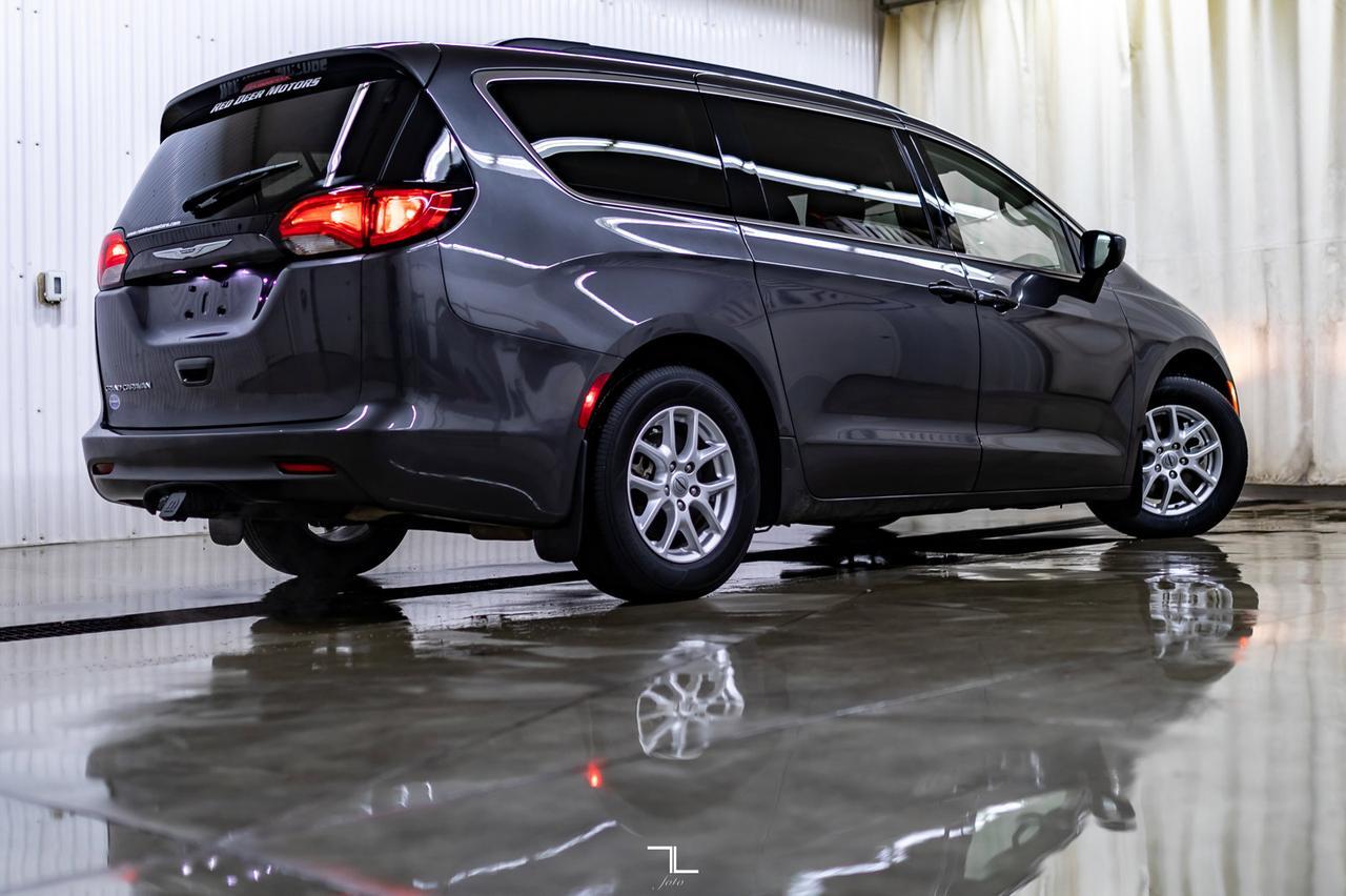 2021 Chrysler Grand Caravan SXT DVD BCam Red Deer AB