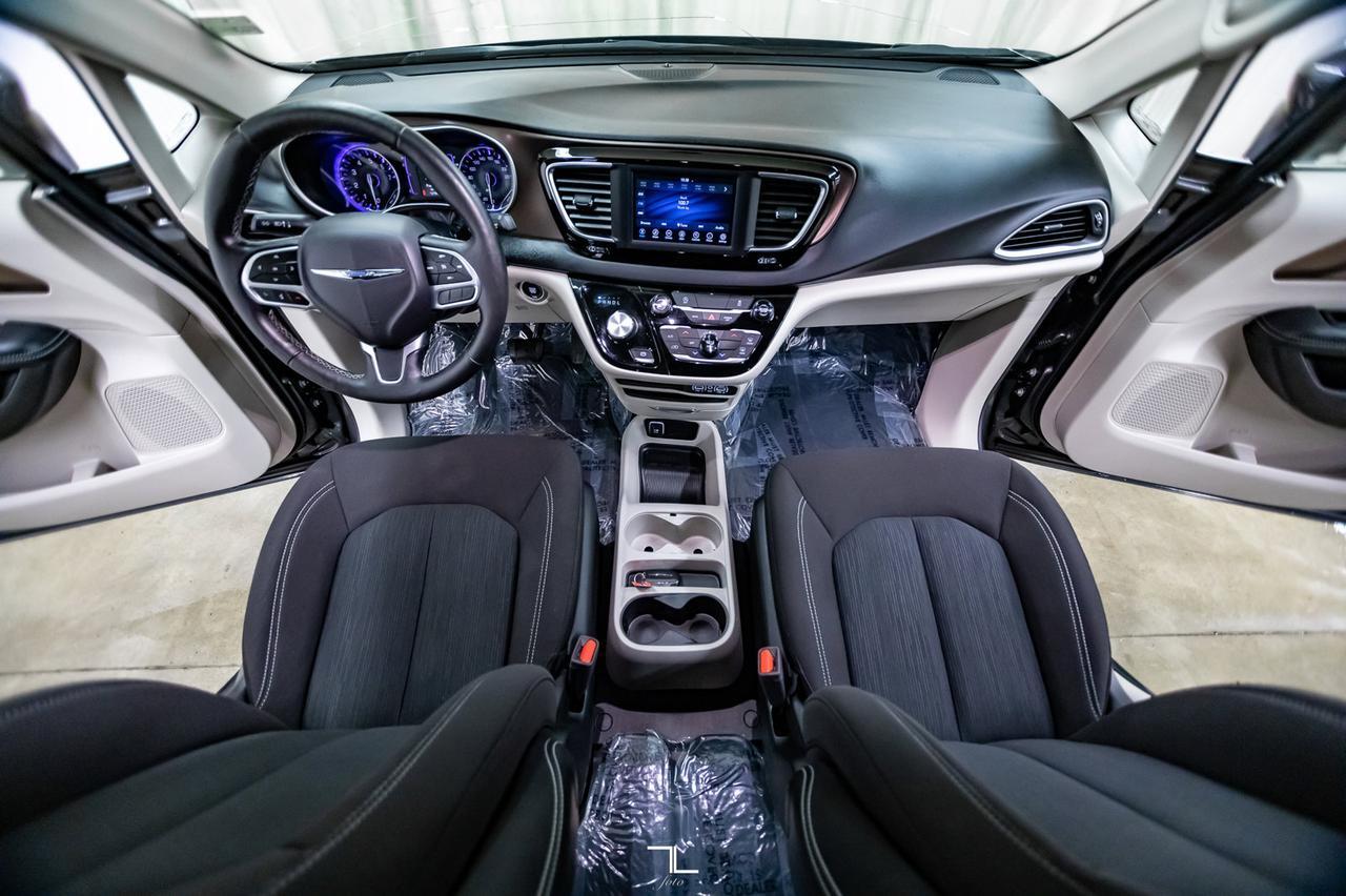 2021 Chrysler Grand Caravan SXT DVD BCam Red Deer AB