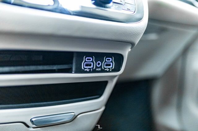 2021 Chrysler Pacifica AWD Touring BCam Red Deer AB