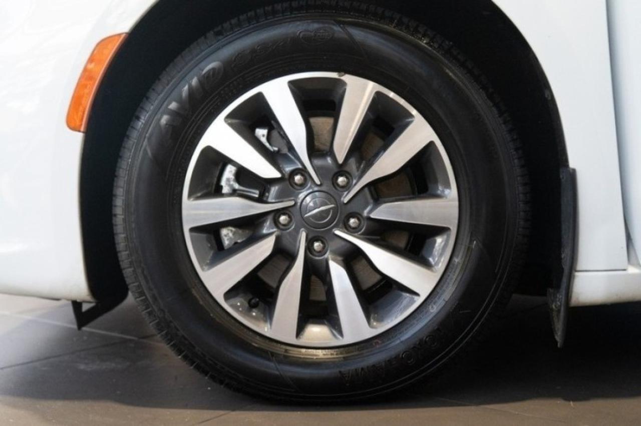 2021 Chrysler Pacifica Hybrid Limited Yonkers NY