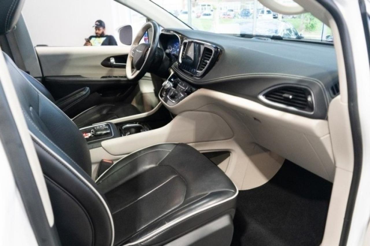 2021 Chrysler Pacifica Hybrid Limited Yonkers NY