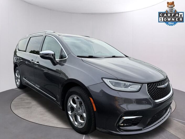 2021 Chrysler Pacifica Hybrid Limited Oshkosh WI