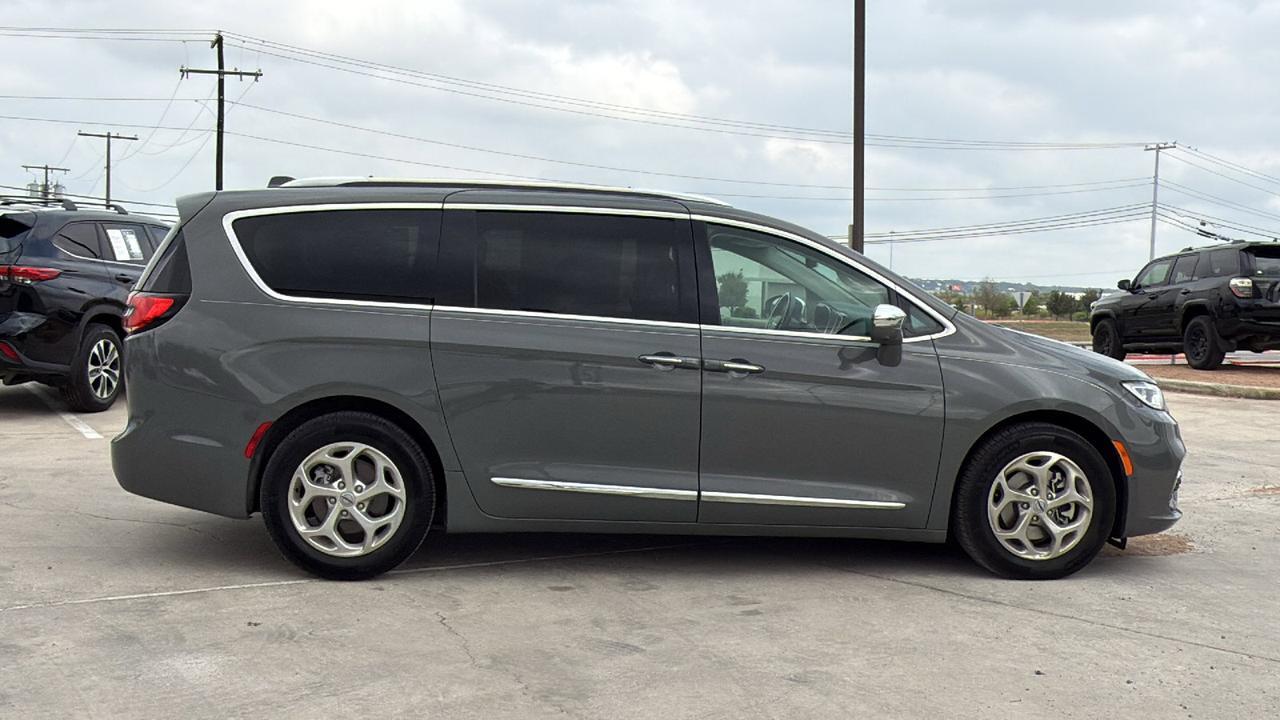2021 Chrysler Pacifica Hybrid Limited New Braunfels TX