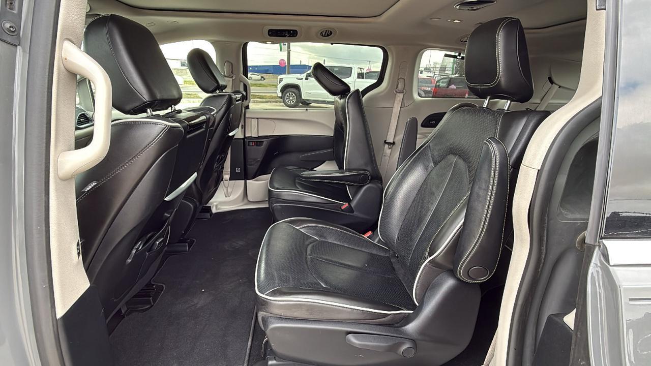 2021 Chrysler Pacifica Hybrid Limited New Braunfels TX