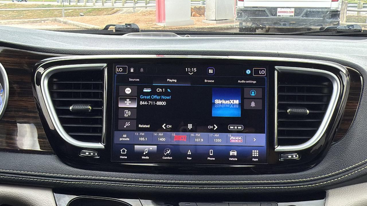 2021 Chrysler Pacifica Hybrid Limited New Braunfels TX